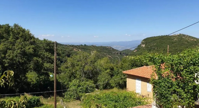 Коттедж с 2 комнатами House in a village of Taygetus