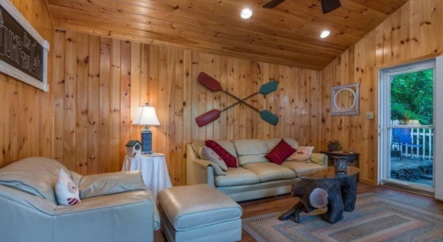 Cottage In The Cove, Забронировать Дом для отпуска Виллы Лейк-Лур, рядом с Озеро Лур, Вилла