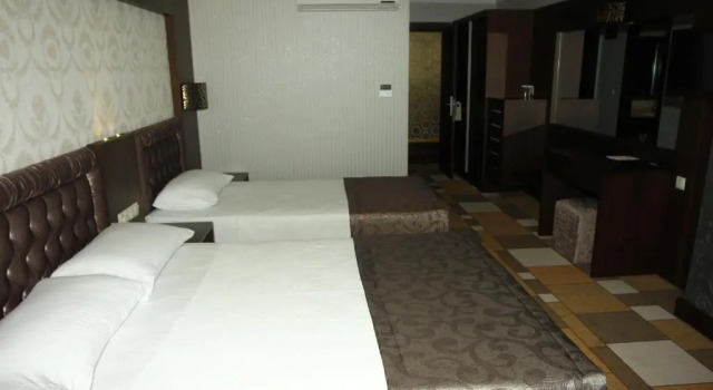 Трёхместный номер Standard Grand Amisos Hotel