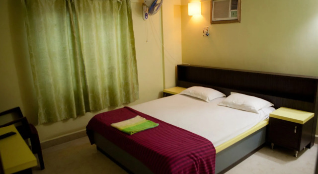 Roundcube Guest House, Prenota Affittacamere Hotel a Lagos con colazione, Colazione
