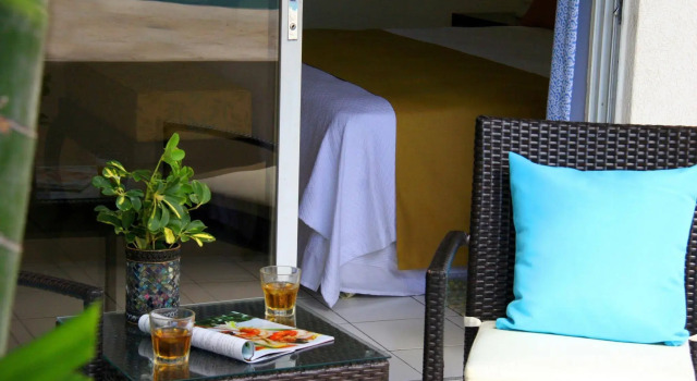Infinity on the Beach, Prenota Hotel St. Lawrence Gap Christ Church