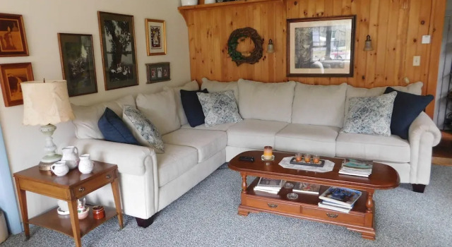 Goose Pond Inn Bed & Breakfast, Забронировать Отель Норт-Крик Adirondack Mountains, рядом с Железнодорожный музей Норт-Крик