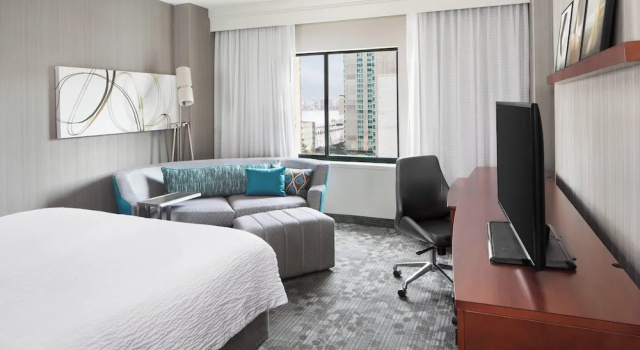 Двухместный номер Standard с видом на город Courtyard By Marriott Jersey City Newport