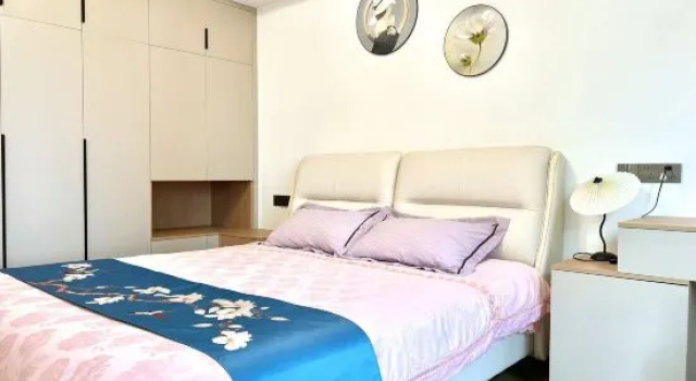 Люкс Deluxe Yuetting Homestay (Two Bedrooms, Two Living Rooms, Two Bathrooms/Family/Party)