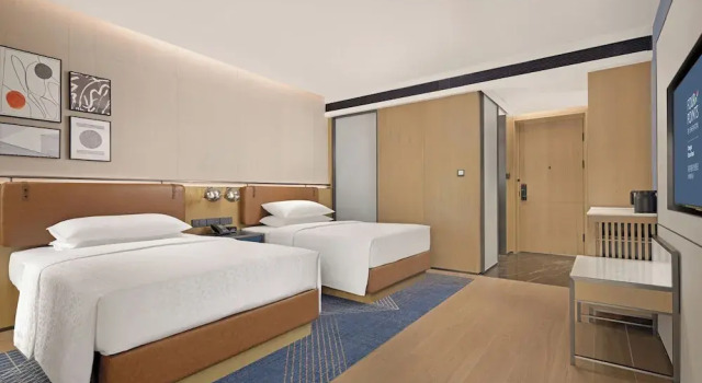 Четырёхместный номер Superior с видом на город Отель Four Points by Sheraton Chengdu Chunxi Road