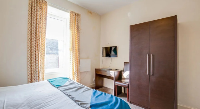 The Richmond Arms Hotel by OYO, Varaa Hotelli Hotellit Moray aamiaisella, Aamiainen