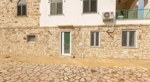 Amazing Apartment in Selva di Fasano With Wifi and 2 Bedrooms, Book Apartment Apartments in Fasano Area, Apartment