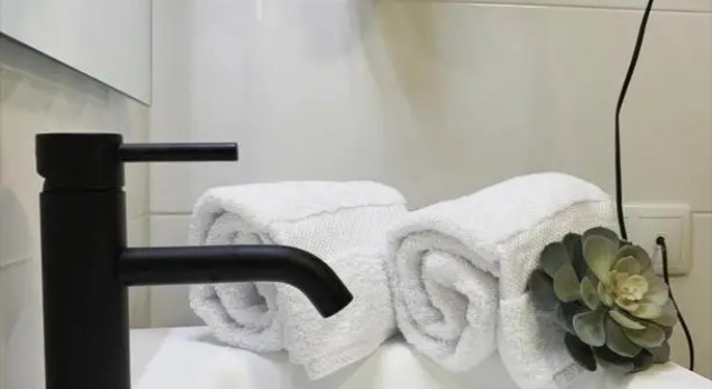 Трёхместный номер Standard Hostal Comfort Suites