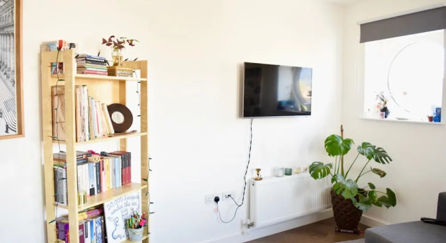 Homely 1 Bedroom Southwark Flat With Balcony, Забронировать Отель Отели Лондона 3 звезды, рядом с Станция метро Surrey Quays, 3*