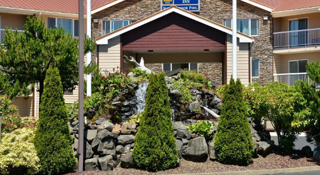 Двухместный семейный люкс Best Western Plus Landmark Inn