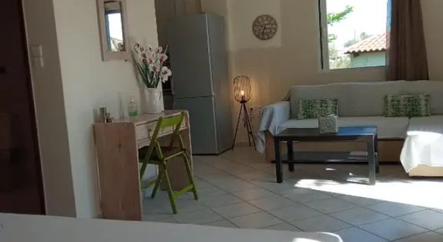 Sea Side House Kourouta