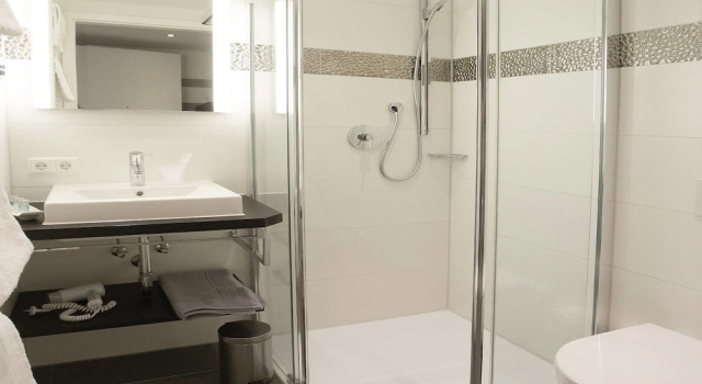 Номер Standard Digital Hotel Kronjuwel by BRIGHT Waldkirch - Self Check-In I NIRO