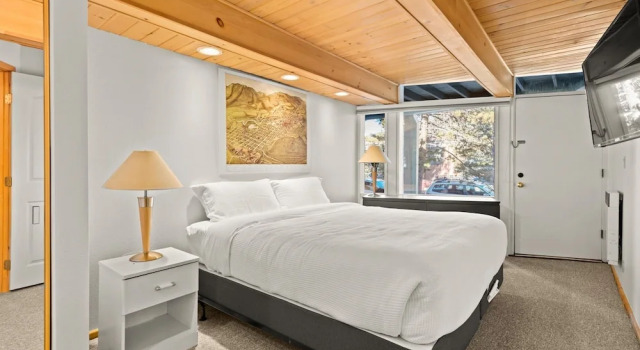 Central Aspen Condo Walk to Gondola & Ruby Park - LC5 by RedAwning