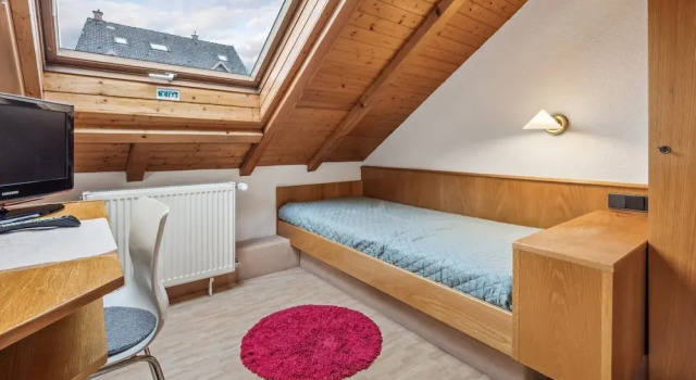 Hotel zum Erwin, Забронировать Отель Карлсруэ Баден-Вюртемберг, рядом с Рождественский рынок в Дурлахе