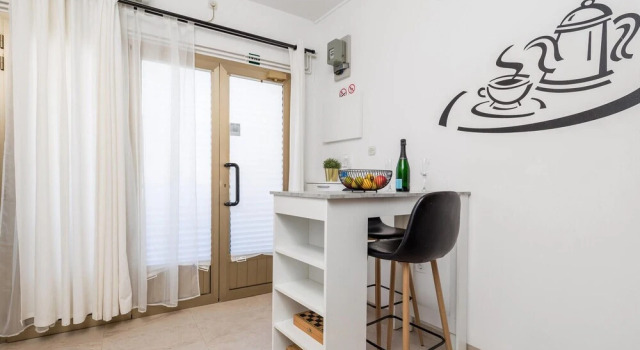 Awesome Apartment in Rijeka With Wifi and 1 Bedrooms, Забронировать Апартаменты/квартира Риека Приморско-Горанская жупания