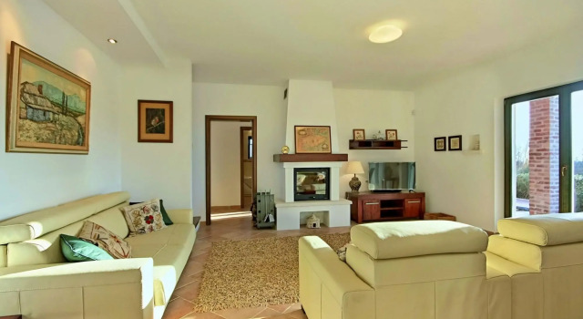 Gorgeous villa in Pinezići with private pool, Buchen Sie Villa Villen in Pula Region, Villa