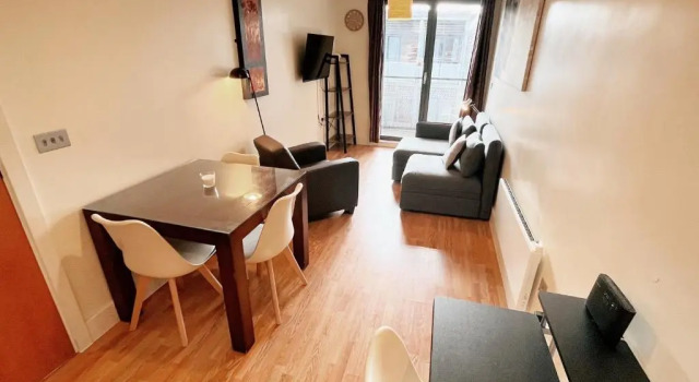 Cosy 1-bedroom Flat, Birmingham City Centre, The Arcadian by Lark Accommodation