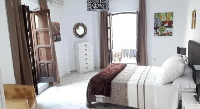 Apartamentos Sol Real 1, Забронировать Апартаменты/квартира Отели Убеда с парковкой, рядом с Дворец графов Гуадиана, Парковка