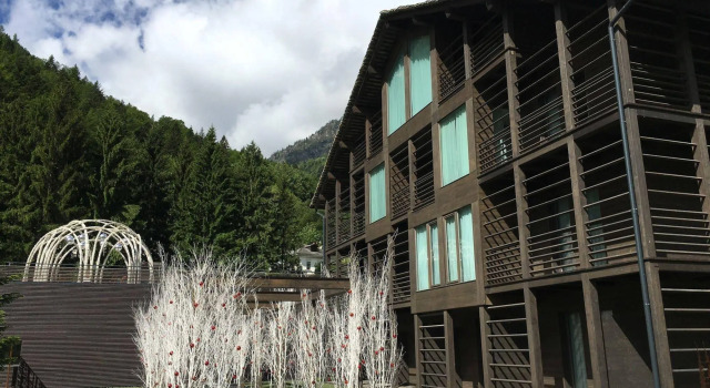 NH Collection Alagna Mirtillo Rosso
