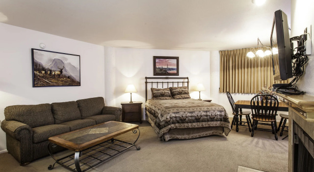 Silver King by All Seasons Resort Lodging