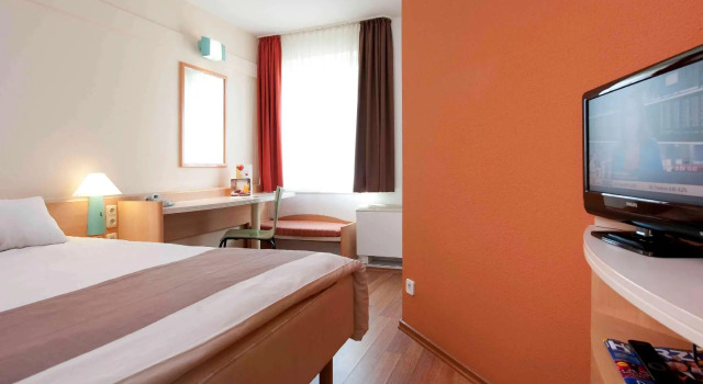 Двухместный номер Standard B&B Hotel Bonn-City