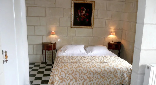 Logis Demeure de la Vignole, Book Hotel  
