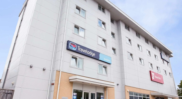 Travelodge Basildon, Забронировать Отель Отели Англии с завтраком, Завтраки