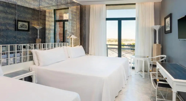 Трёхместный Номер Standard AZZ Mérida Medea Hotel