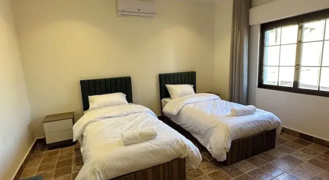 Апартаменты 12 Antica Jabal Al Lweibdeh