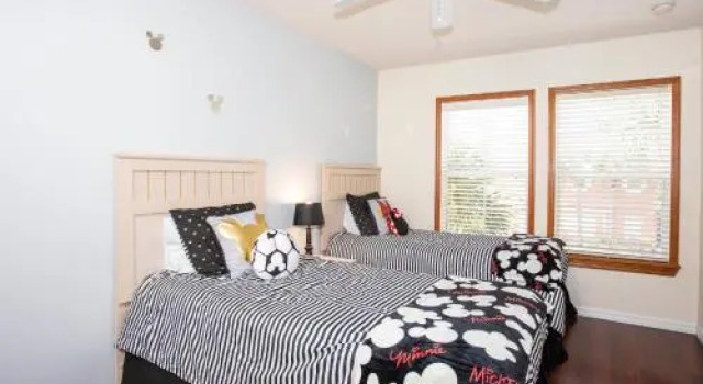 Four Bedroom w/ Pool Close to Disney 8570, Book Hotel Hoteller i Four Corners med pool, Swimmingpool