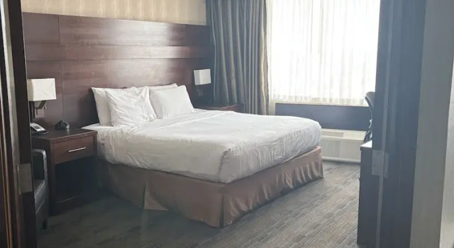 Двухместный номер Standard с видом на город Radisson Hotel Winnipeg Downtown