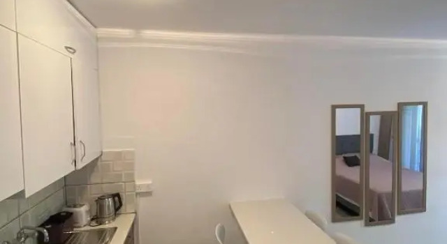Apartamento Ground Floor Studio (Fully renovated)