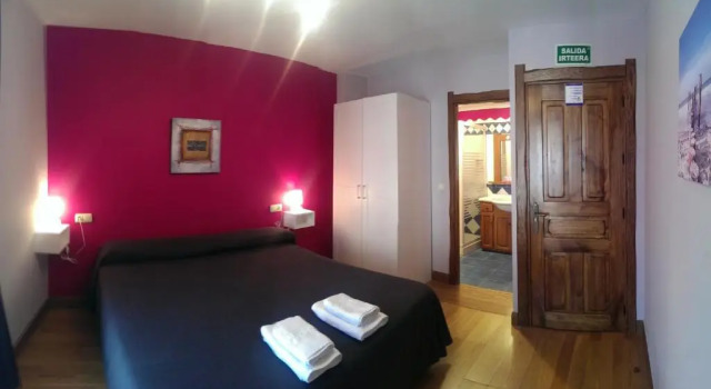 Standard Double room with balcony Zumargain