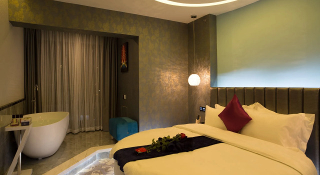 Camera Standard U Hotels