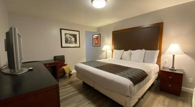 Номер Standard Colonial Motel
