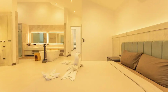 NicestInPhuket4Br1.5kmBangTao BeachV141