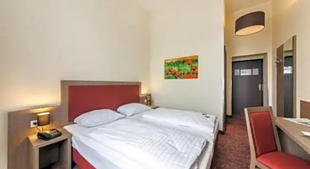 Двухместный номер Standard Hotel Maxim Düsseldorf City