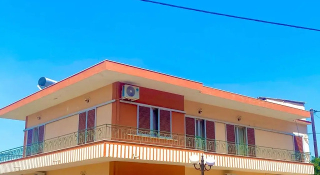 Dimitris apartment