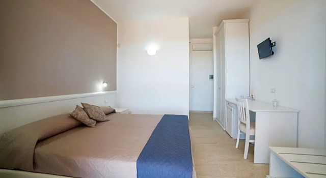 Raggio Di Sale, Book Hotel Hotels in Paceco with Parking, Parking
