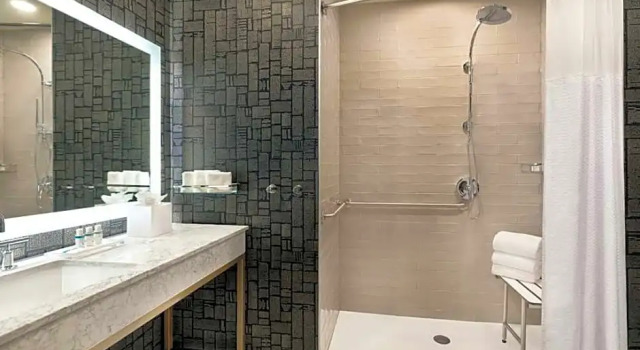 Полулюкс The Slate Hotel Denver Downtown, Tapestry by Hilton