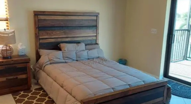 Cape Balisier Lakeside Retreat., Забронировать Отель Кейп-Корал Southwest Florida, рядом с Поле для гольфа Hunters Run Executive