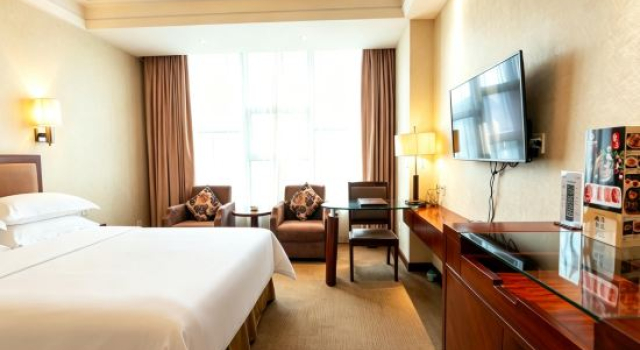 Люкс Deluxe Oriental International Hotel