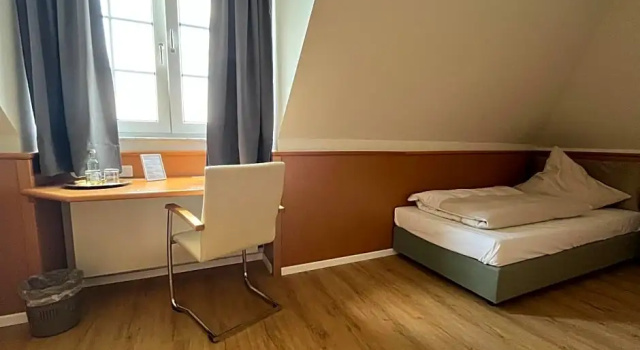 Одноместный номер Standard Hotel Bremer