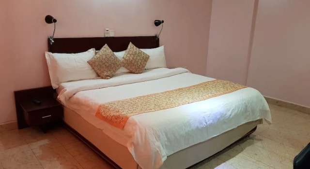 Silk Suites, Rezerwuj Hotel Jos 