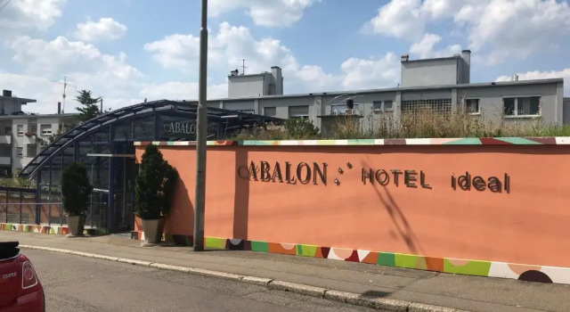 Abalon Hotel Ideal