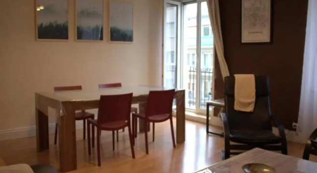 Le MONTREAL F3 (2 chambres) Centre Ville/ GareTGV, Забронировать Апартаменты/квартира Отели Мюлуз с парковкой, рядом с Maison Engelmann, Парковка