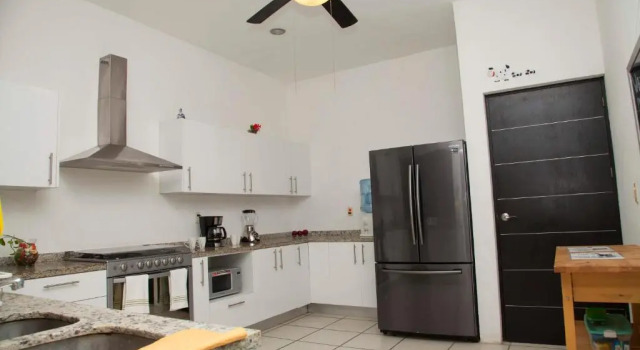 Коттедж Beautiful Private Villa for 16 PAX with garden, BBQ and pool, Playa del Carmen