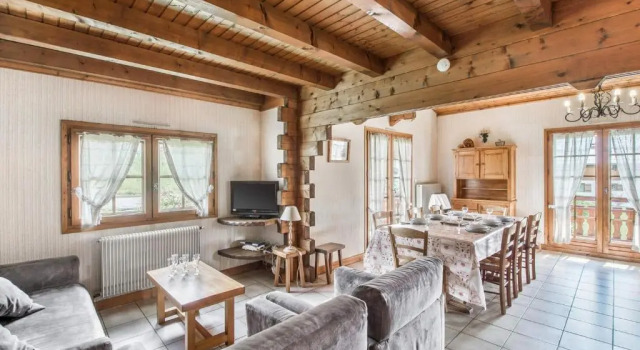 Chalet de Charme 4 Chambres à Megève avec Wifi et Animaux Acceptés - FR-1-453-233, Забронировать Шале Виллы Овернь-Рона-Альпы, Вилла