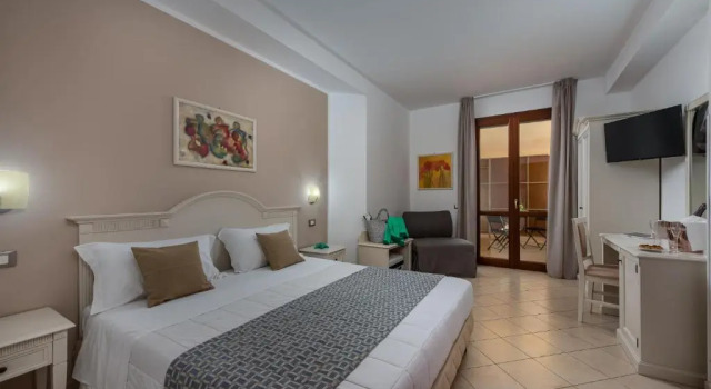 Helios Hotel, Book Hotel Hotels in Sicily with Parking, Parking