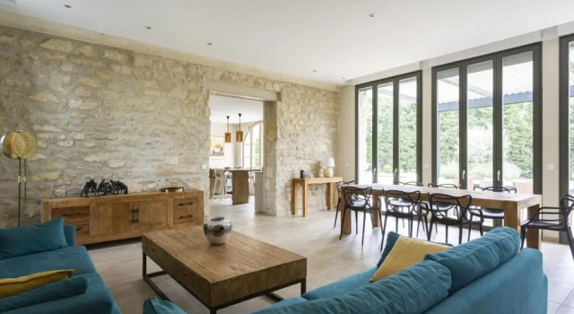 **Charmant Mas Rénové avec Piscine et Jardin au Cœur de la Provence!** - FR-1-599-17, Забронировать Отель Сент-Этьен-дю-Гре Альпий, рядом с Jardin de l’Alchimiste